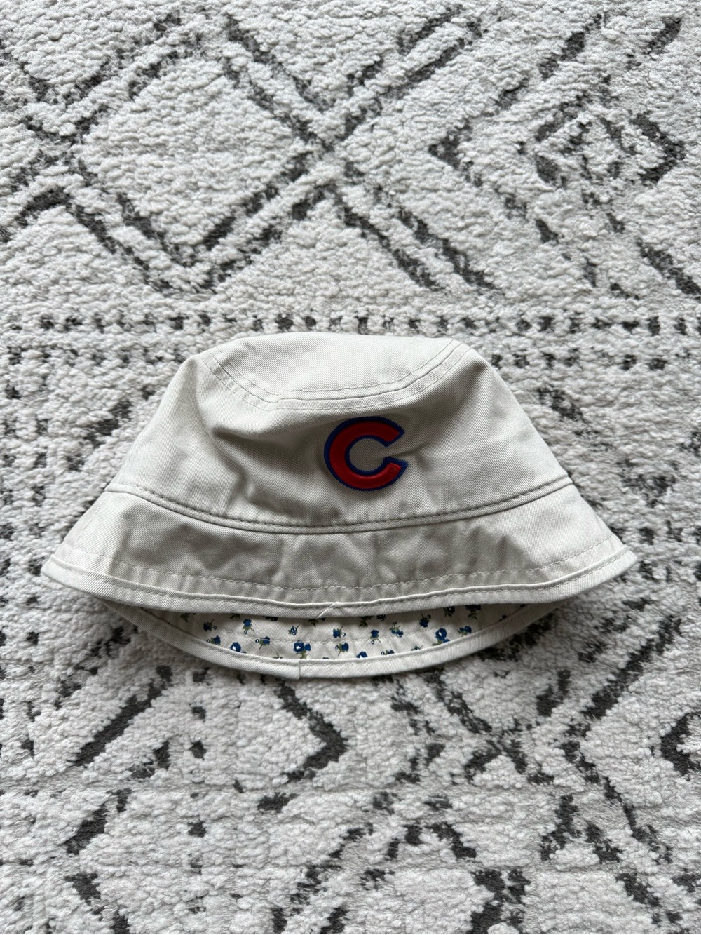 Women’s Cubs Bucket Hat with Flowers